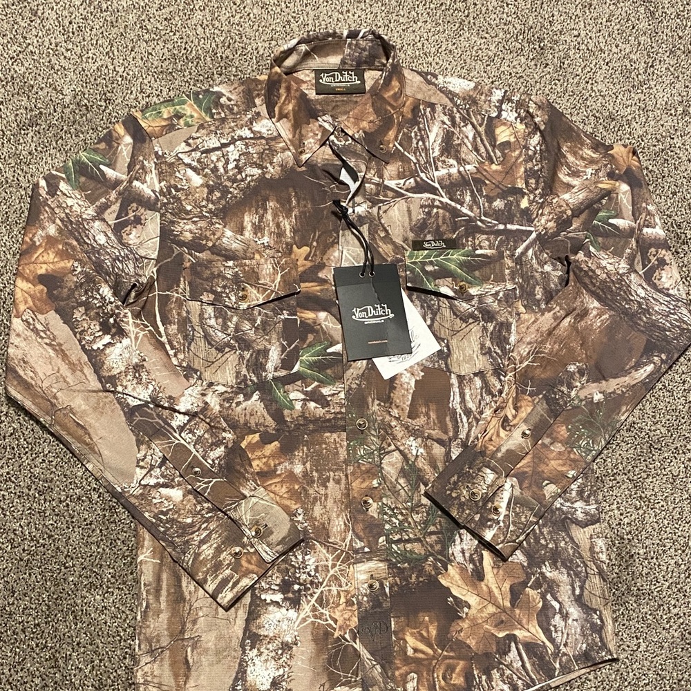 Von Dutch Camo Shirt in small